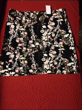 INC International Concepts Black Mini Skirt with Pink & White Floral Print